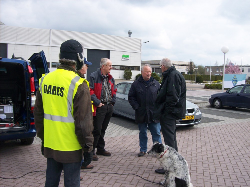 Bezoekers waren er ook. Henk PD0EDB en Ton PA0TRR.